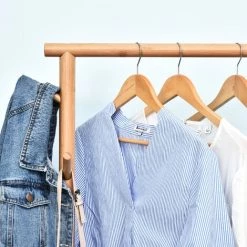 HOMCOM Porte-manteaux Meuble D'entrée Vestiaire Penderie Avec Miroir 4 Patères 2 Niches Dim. 100L X 34l X 164H Cm MDF Blanc Bois Massif Bambou - Blanc 11 HOMCOM Porte-manteaux Meuble D'entrée Vestiaire Penderie Avec Miroir 4 Patères 2 Niches Dim. 100L X 34l X 164H Cm MDF Blanc Bois Massif Bambou - Blanc -France HOMCOM Soldes 2022 18252878 5