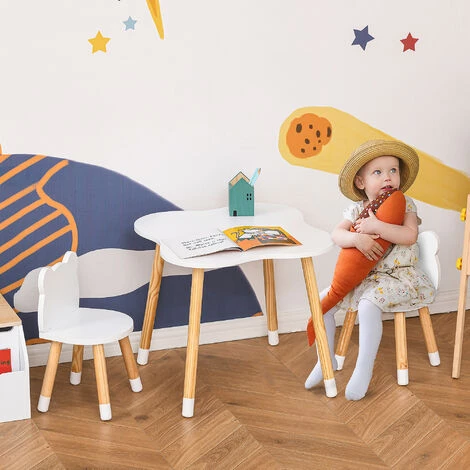 HOMCOM Ensemble Table Et Chaises Enfant Design Scandinave Motif Ourson Bois Pin MDF Blanc 4 HOMCOM Ensemble Table Et Chaises Enfant Design Scandinave Motif Ourson Bois Pin MDF Blanc – Image 2